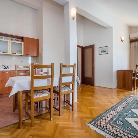 Appartement Fuma-6 By Interhome *